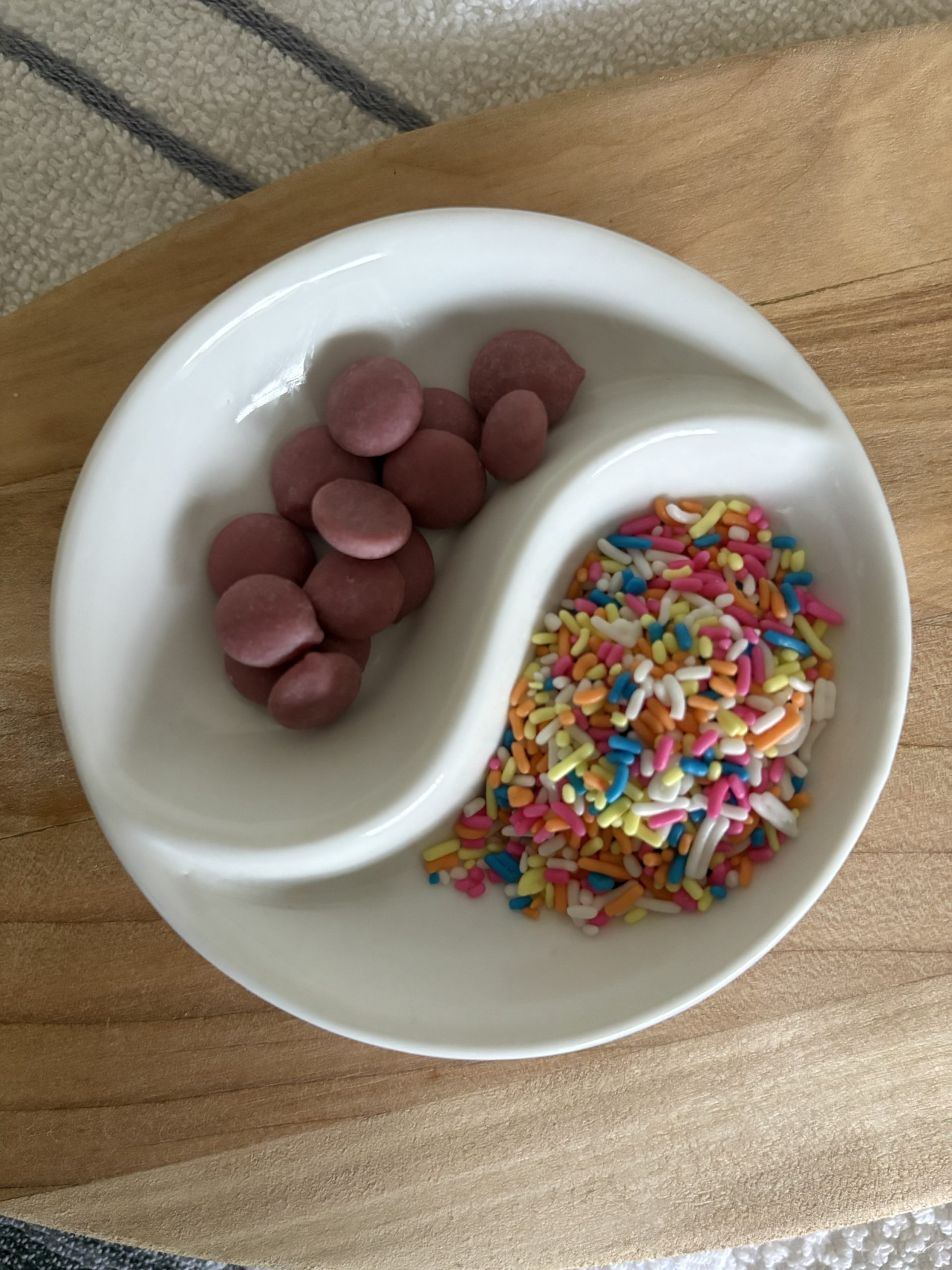 The Funfetti Crumble (10 Cookies) - Image 3
