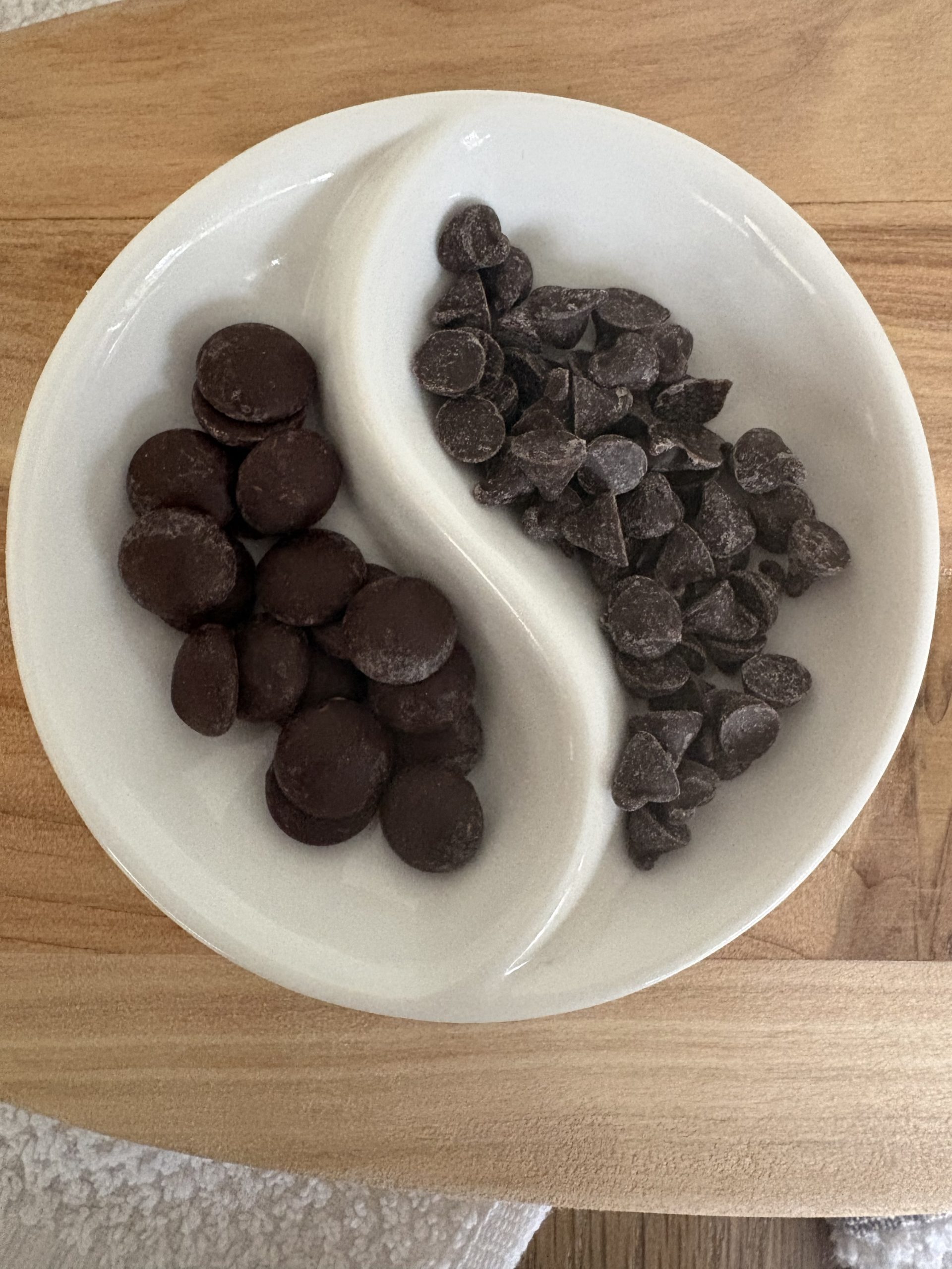 The Classic Crumble (10 Cookies) - Image 3